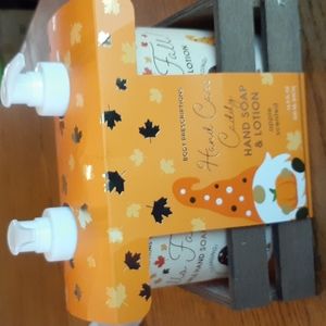 Holiday hand soap and lotion